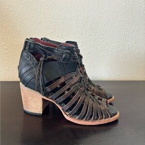 Women’s Wazee size 8 Heeled Sandal